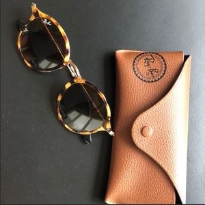 Ray Bans round tortoise Sunglasses